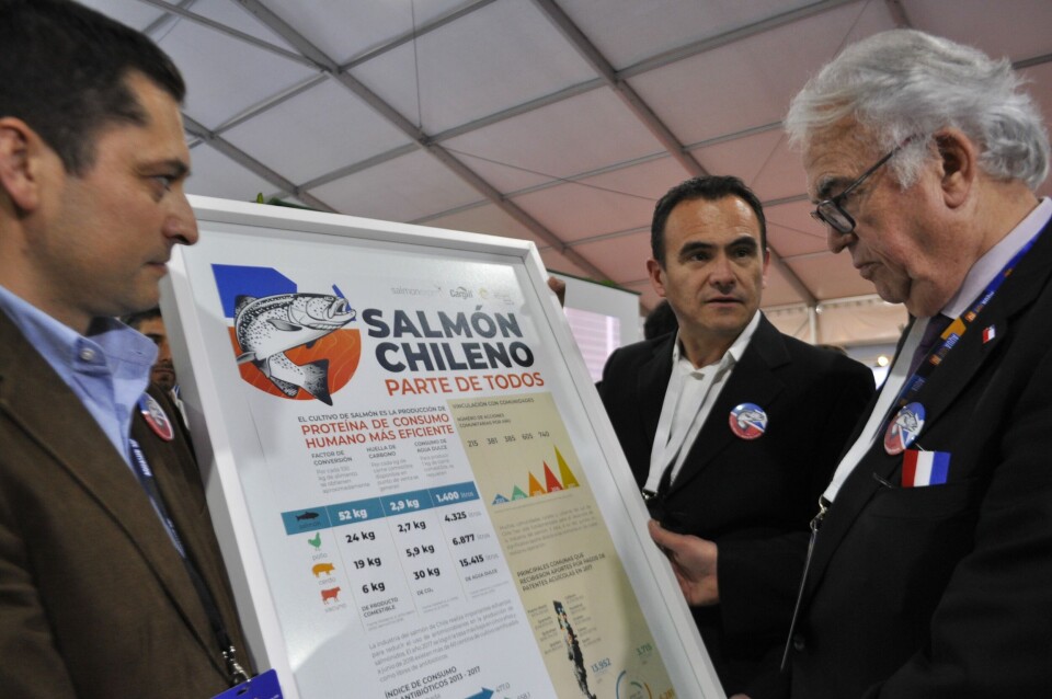 El lanzamiento de la campaña se realizó en el stand de Cargill durante la apertura de la feria Aquasur. Imagen: Salmonexpert.