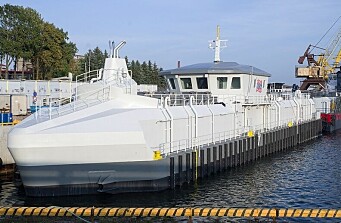 AKVA construye su barcaza más resistente de alimentación para centro expuesto