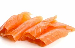 El salmón de cultivo tiene mejor sabor pero una peor imagen