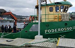 Avanza investigación por muerte de buzo en nave de servicios a salmonicultora