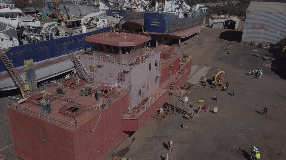 Astilleros Calbuco y Aquamet están a cargo de la construcción de cinco nuevos pontones para Cermaq Chile. Foto: Cermaq Chile.