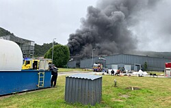 Dos incendios afectan a instalaciones relacionadas a la salmonicultura