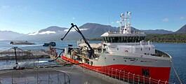 Inauguran con éxito en Chile primer barco-clínica para salmones