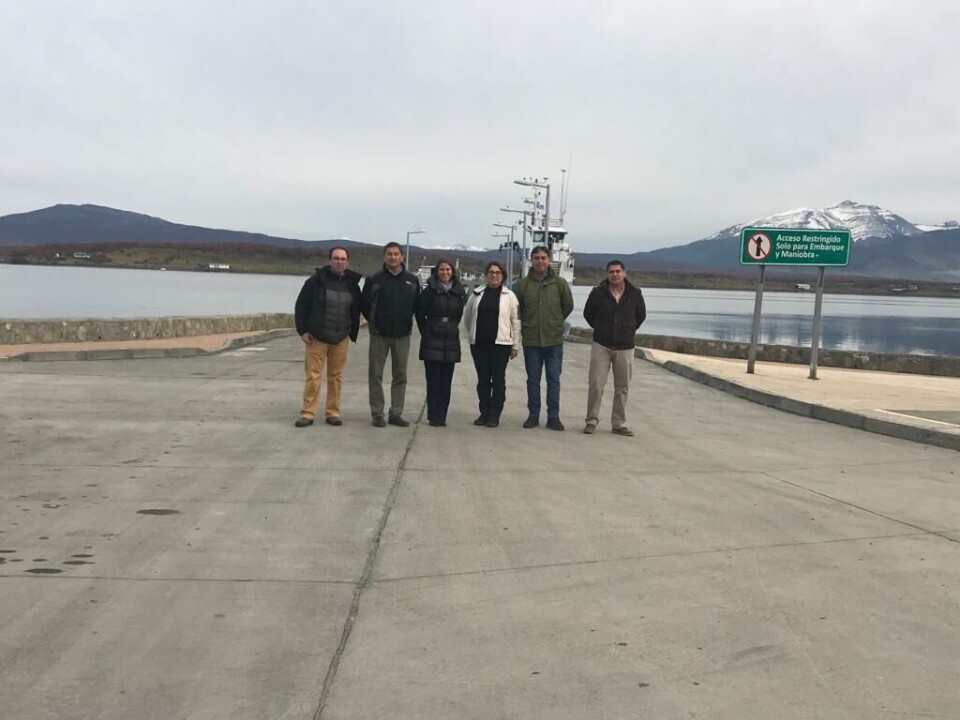 Representantes de Epaustral y de la Dirección de Obras Portuarias en Puerto Natales. Foto: Empresa Portuaria Austral.