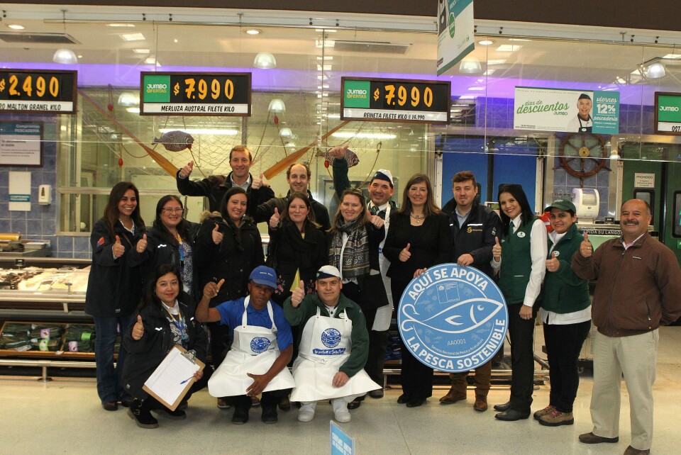 Sernapesca hará entrega del Sello Azul a 54 supermercados Jumbo desde Arica a Puerto Montt. Foto: Jumbo.