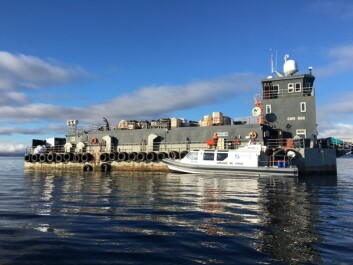 Sernapesca y la Armada operan una lancha para fiscalizar los centros de cultivo en la región de Magallanes. Foto: Sernapesca