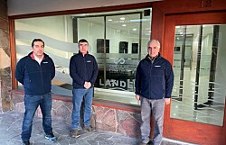 Landes refuerza crecimiento de servicios para industria salmonicultora con oficina