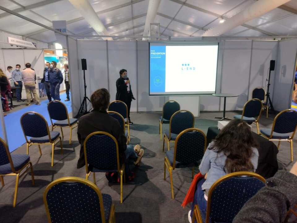 Lanzamiento de L-End en AquaSur 2022. Foto: Salmonexpert.