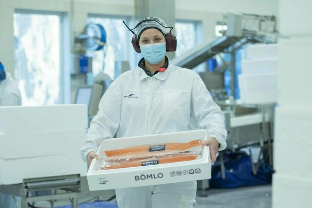 Bremnes Seashore es la primera en el mundo en utilizar comercialmente cajas para salmón fabricadas con la materia prima Ccycled. Foto: Bremnes Seashore.