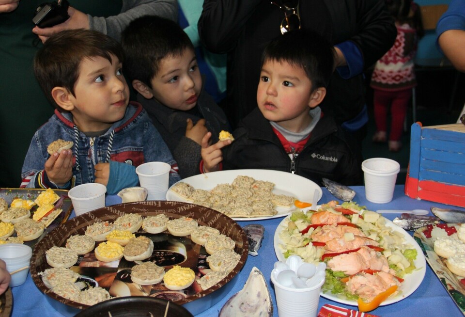 Puerto Natales: Pingüinos cocineros se lucieron con preparaciones del mar