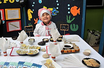 Realizan feria gastronómica escolar “Pingüinos cocineros” en Punta Arenas