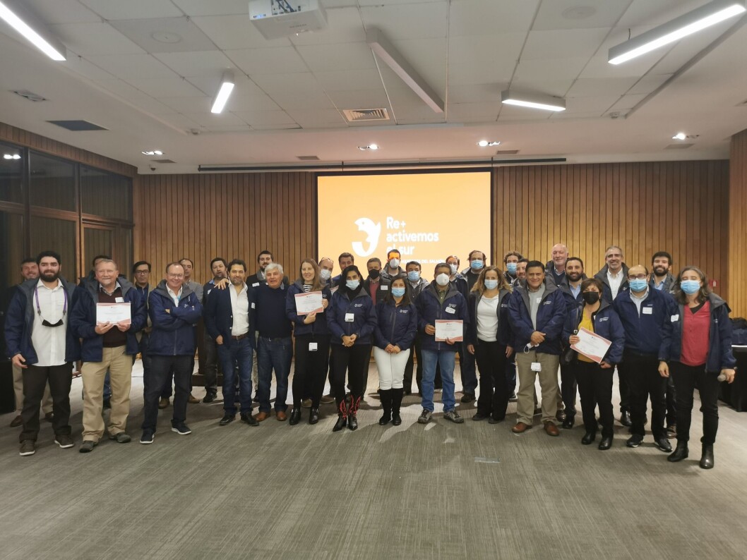 Durante su primera edición, en 2021, fueron 20 emprendedores los que pudieron ser acompañados por 36 mentores. Foto: SalmonChile. Durante su primera edición, en 2021, fueron 20 emprendedores los que pudieron ser acompañados por 36 mentores. Foto: SalmonChile.