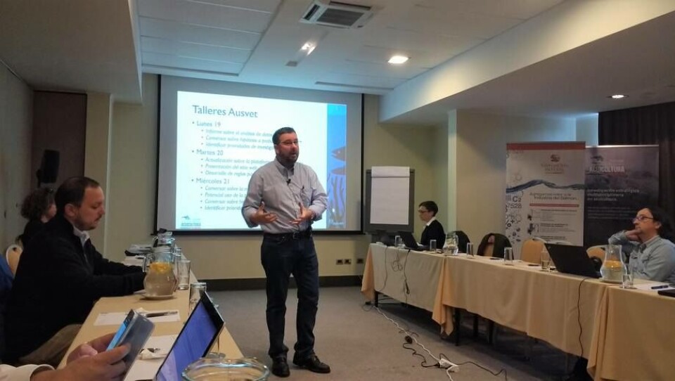 Angus Cameron, director ejecutivo de Ausvet en taller realizado a principios de este año. Foto: Francisco Soto, Salmonexpert.