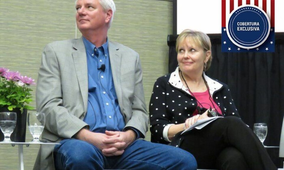 Chuck Anderson y Nancy Wangles. Imagen: Daniella Balin, Salmonexpert.