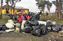 Retiran una tonelada de basura desde sector Piedra Lille en Isla Laitec