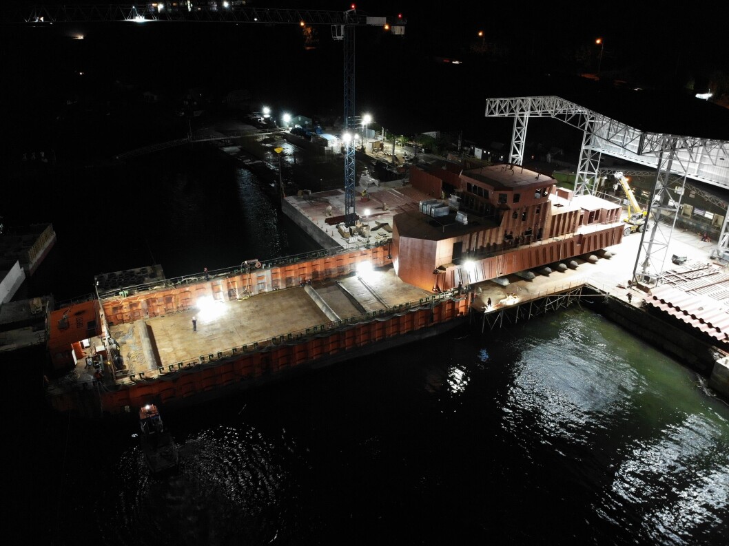 Nuevo pontón híbrido de Sitecna. Foto: Sitecna. Nuevo pontón híbrido de Sitecna. Foto: Sitecna.