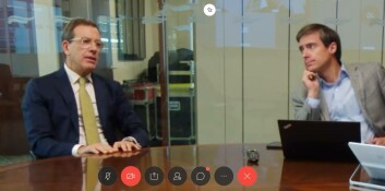 Ricardo García y Manuel Arriagada, en la videoconferencia de Salmones Camanchaca. Ricardo García y Manuel Arriagada, en la videoconferencia de Salmones Camanchaca.