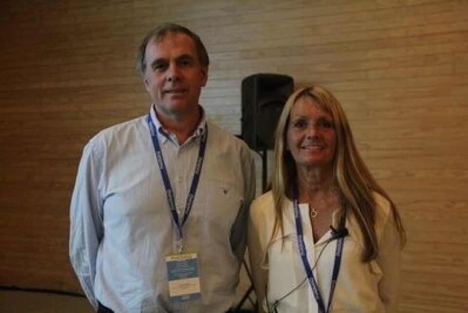 El director de Ventas de Europa, Medio Oriente, Norteamérica y Chile, Bernt Martinsen junto a la directora de Desarrollo de Productos de Pharmaq, Edel-Anne Norderhus.