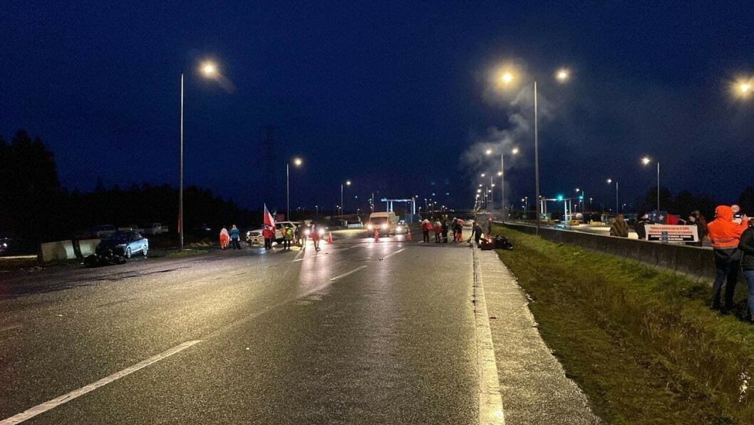 El pasado lunes se realizó una manifestación en contra de la Ley Lafkenche. Foto: Qué pasa Puerto Montt. El pasado lunes se realizó una manifestación en contra de la Ley Lafkenche. Foto: Qué pasa Puerto Montt.