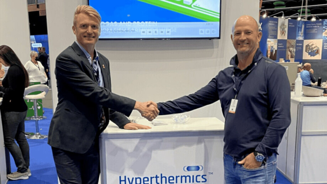 Stig Amdam, gerente de ventas de Hyperthermics, y Mikael Rønes, director ejecutivo de Atlantic Aquafarms. Foto: Hyperthermics AS.