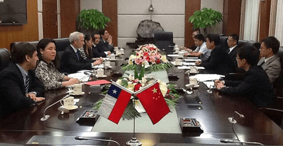 Sernapesca se reúne con autoridades chinas para facilitar la exportación acuícola