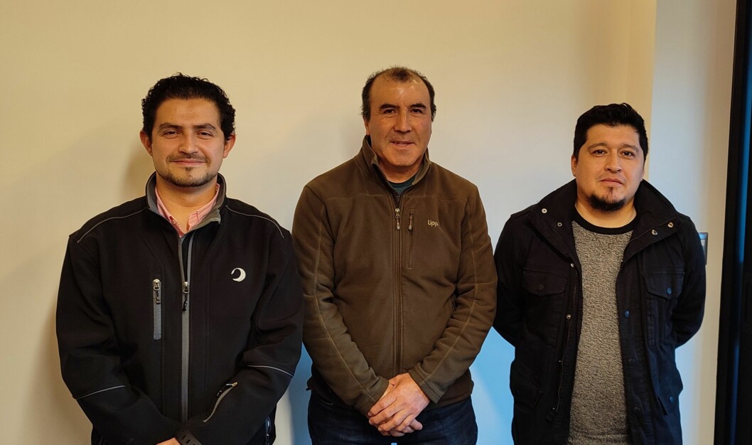 Directiva de la Fenasasa: Raúl Barría, presidente; Patricio Villagrán, Tesorero; y Rodrigo Vera, secretario. Foto: Loreto Appel, Salmonexpert. Directiva de la Fenasasa: Raúl Barría, presidente; Patricio Villagrán, Tesorero; y Rodrigo Vera, secretario. Foto: Loreto Appel, Salmonexpert.