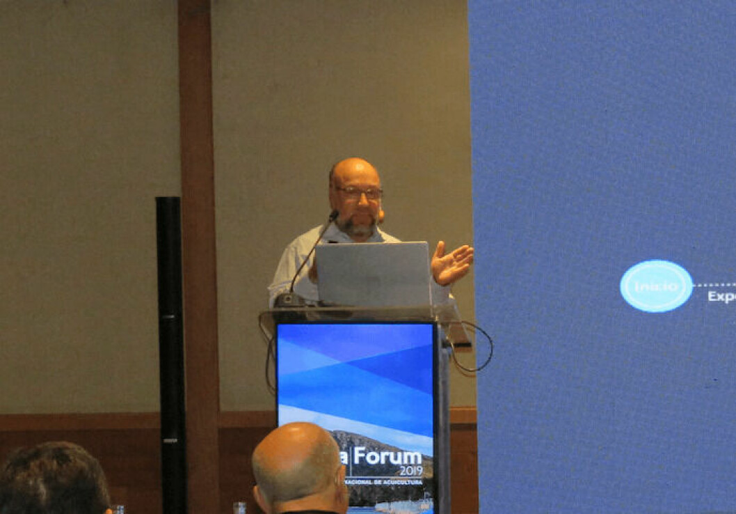 Víctor Valerio expuso sobre su tecnología y otros tópicos en la última versión de Aquaforum. Foto: Salmonexpert.