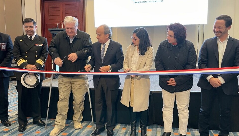 Autoridades y representantes de la industria participaron en el acto de inauguración de Aquasur Tech 2023 en Magallanes.