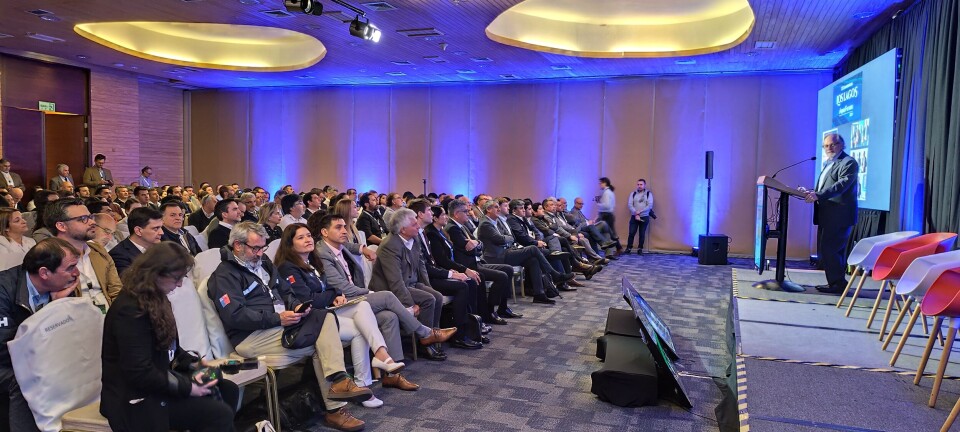 Salmonicultura chilena: la necesidad imperiosa de crecimiento sostenible bajo una licencia social