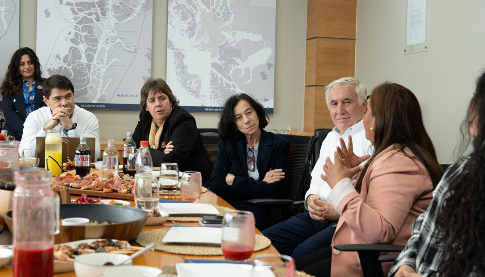 Presidenta del Banco Central visitó las instalaciones de AquaChile