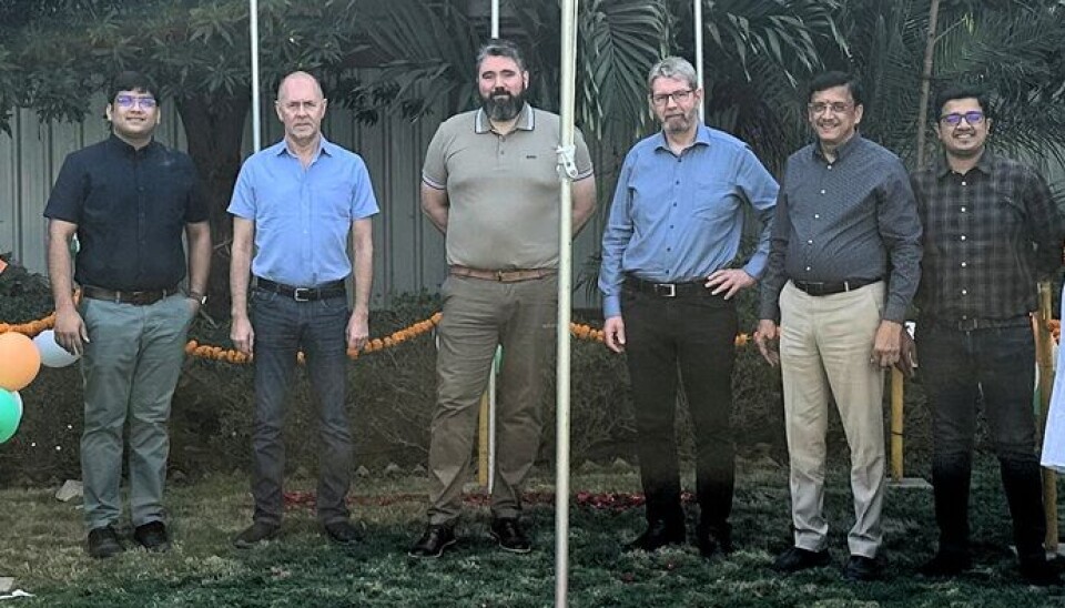 Mahesh Baheti, director ejecutivo entrante de Kohinoor; Hjálmar Petersen, director ejecutivo de Vonin en las Islas Feroe; Emil Viðar Eyþórsson, director financiero de Hampidjan; Hjörtur Erlendsson, director ejecutivo de Hampidjan; Nandkishor Baheti, director ejecutivo de Kohinoor; y Chetan Baheti, director financiero de Kohinoor.