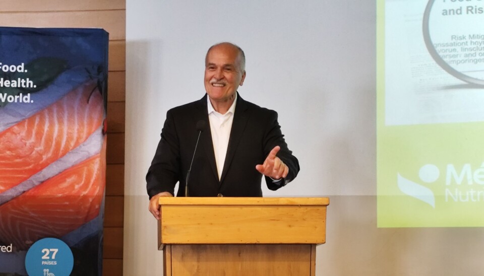 Dr. José Emilio Esteban.