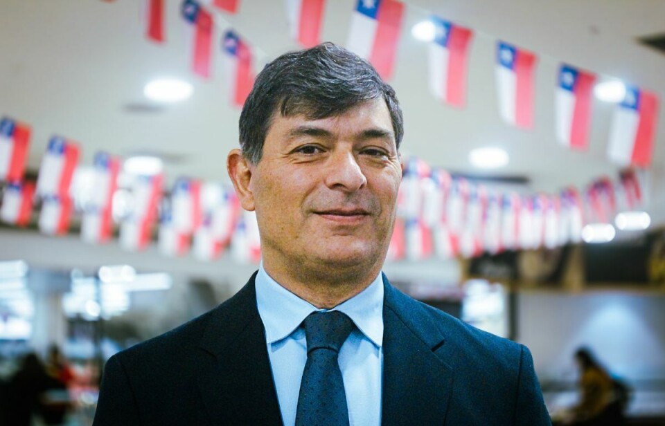 Parisi afirma que limitará solicitudes de comunidades indígenas para destrabar la salmonicultura