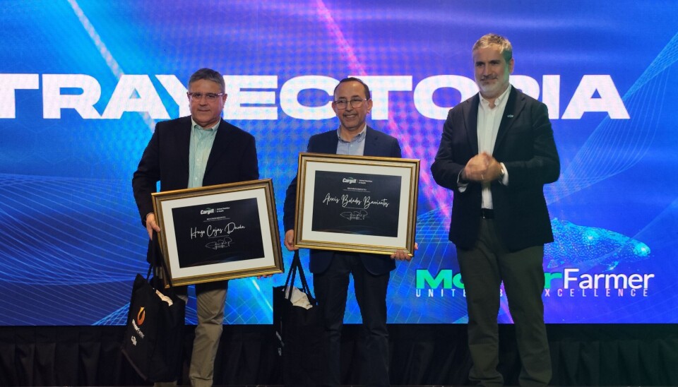 Reconocimiento a Hugo Cajas y Alexis Bolados.